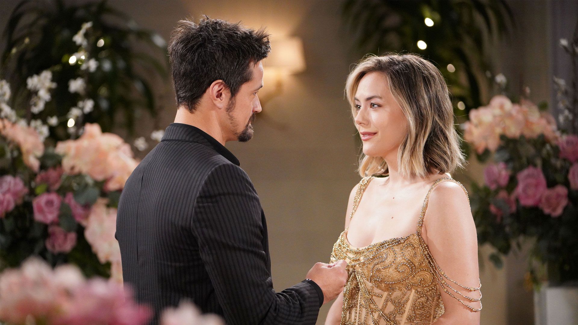 Matthew Atkinson (Thomas Forrester) e Annika Noelle (Hope Logan) in una scena di Beautiful