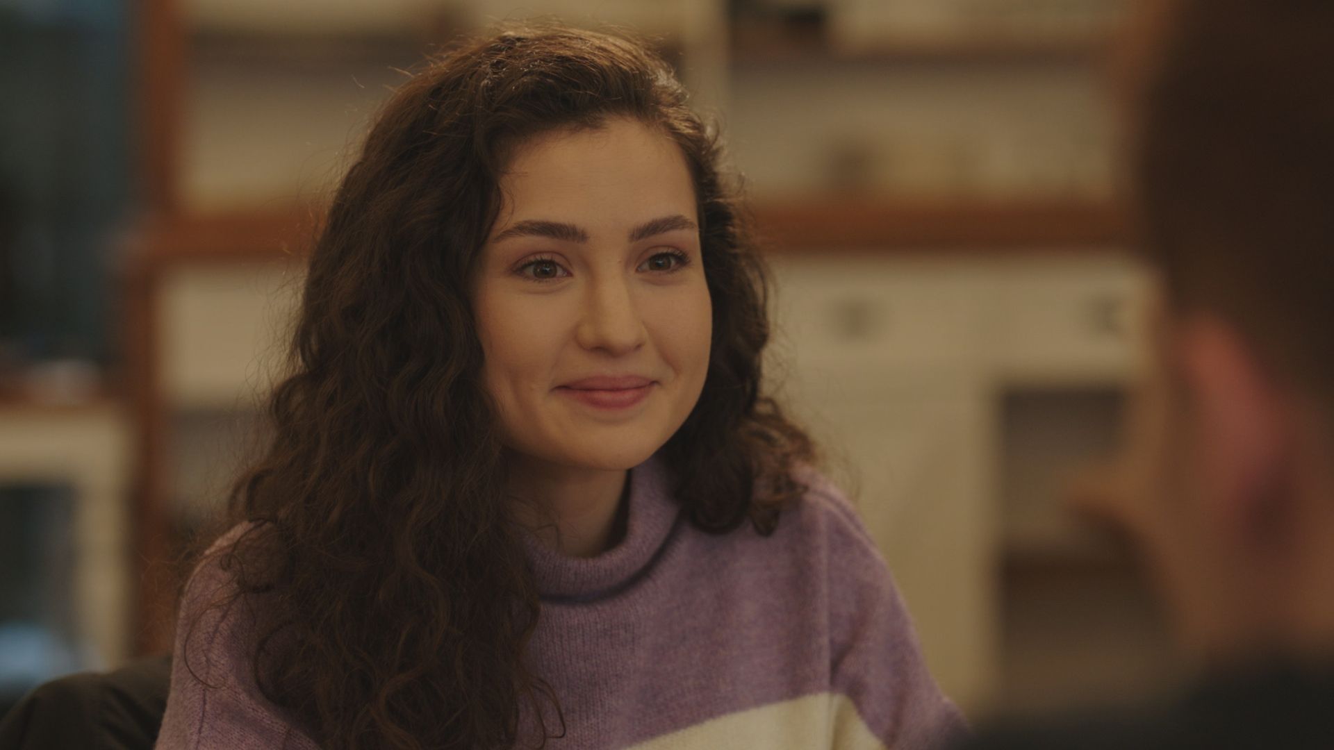 Melis Minkari (Aybike) in una scena di Forbidden Fruit 4