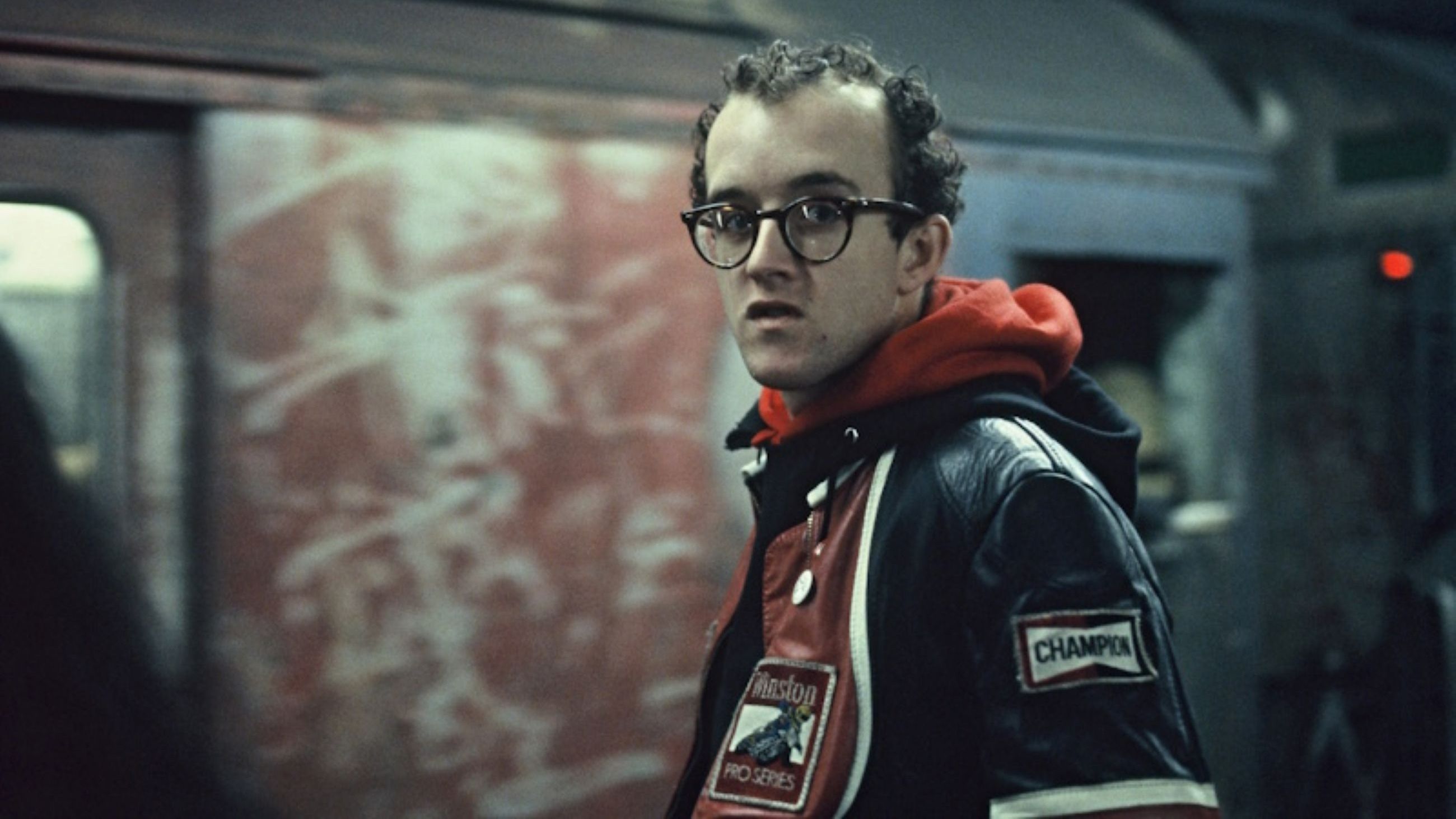 Makoto Murata 1983 Photo by © Makoto Murata Keith Haring artwork © Keith Haring Foundation