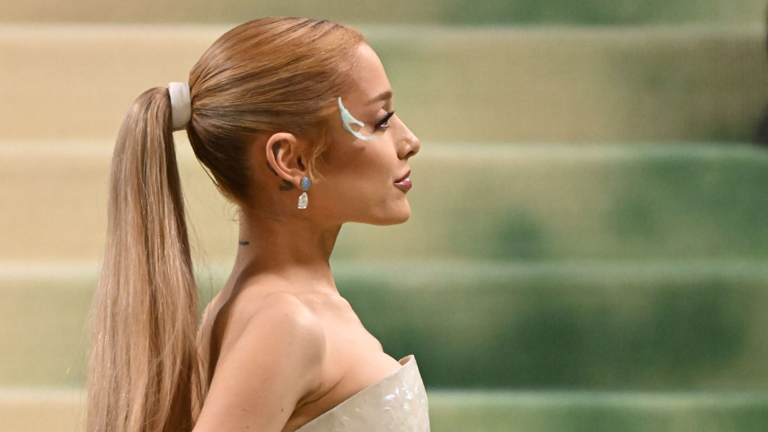 Ariana Grande partecipa al Met Gala 2024, dedicato al tema «Sleeping Beauties: Reawakening Fashion», il 6 maggio 2024 a New York City - Credits: Getty Images