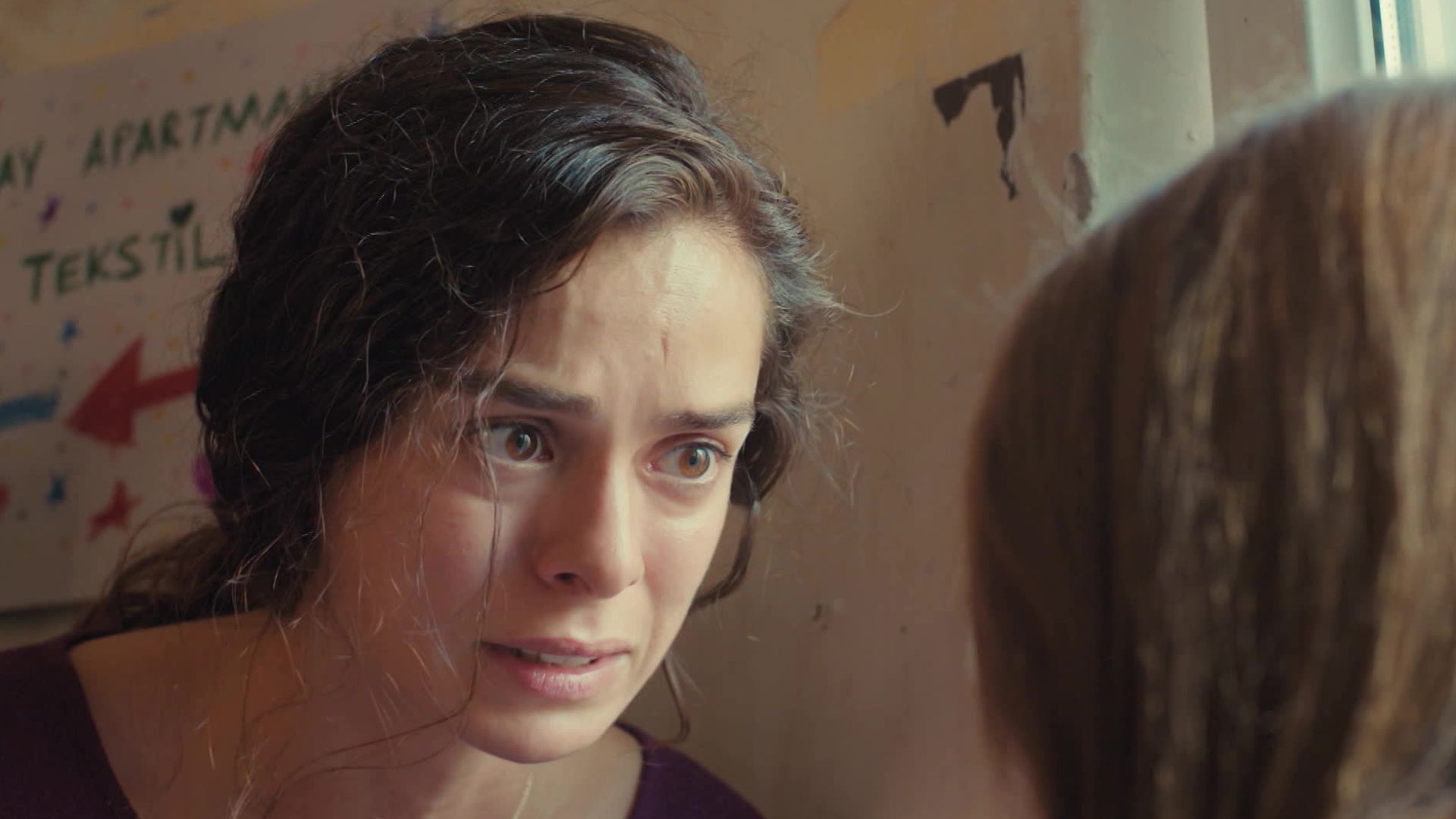 Bahar in una scena de La forza di una donna 2