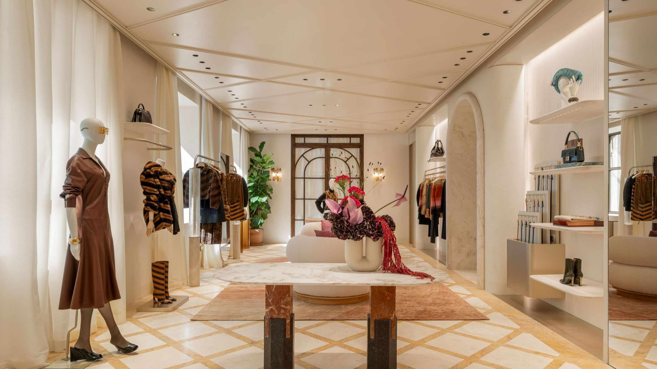 Palazzo FENDI Milan ©Delfino Sisto Legnani e Melania Dalle Grave