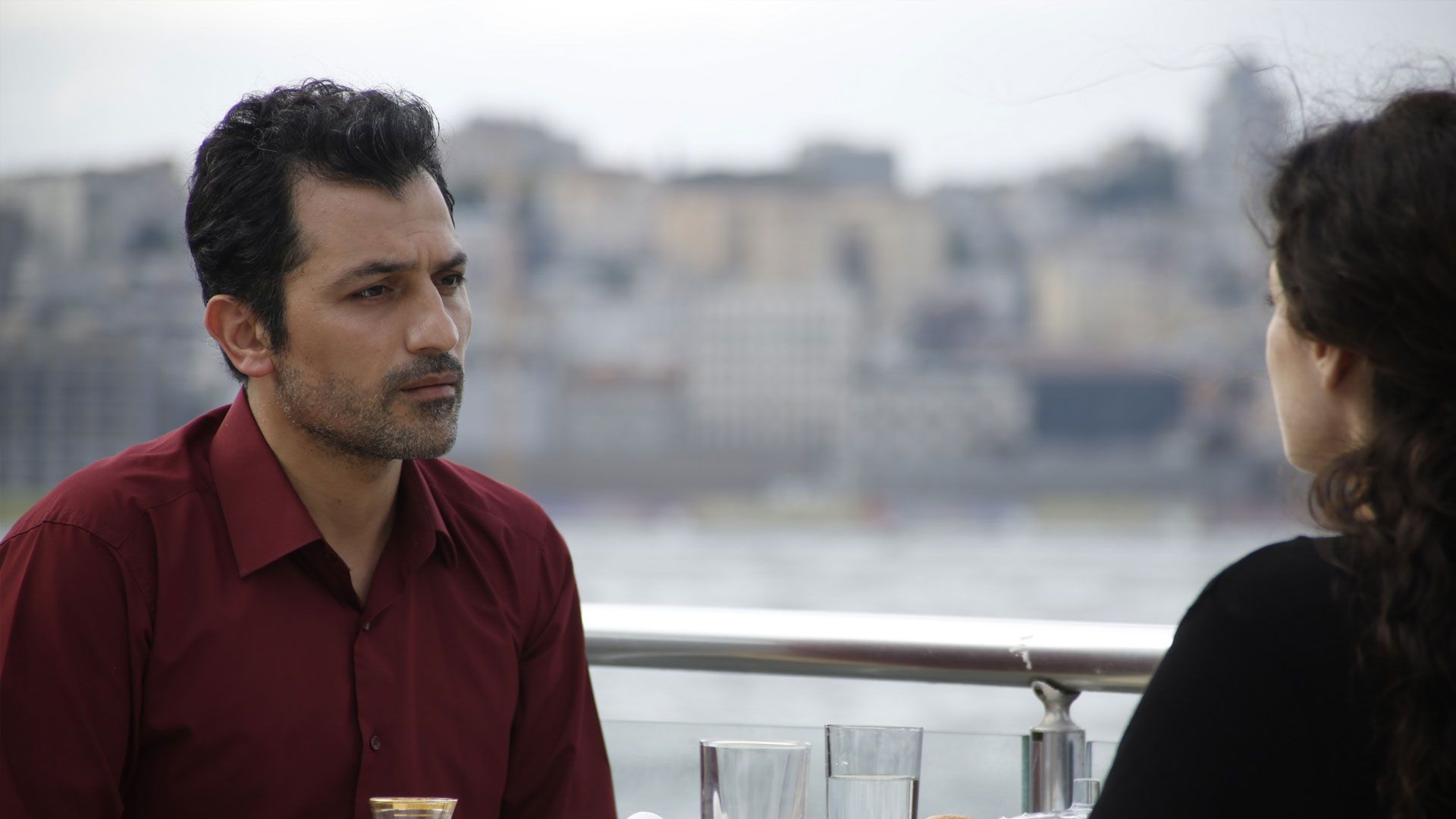 Feyyaz Duman (Arif) in una scena di La forza di una donna