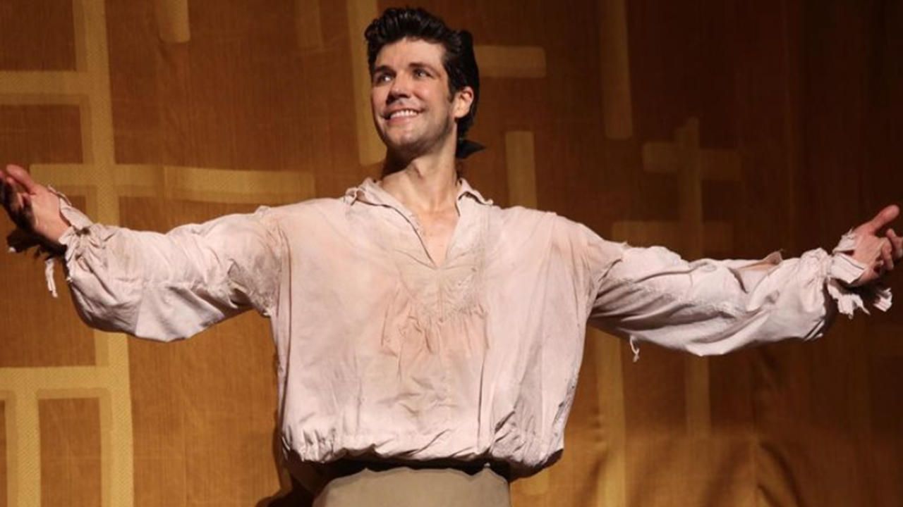 Fato Instagram @robertobolle