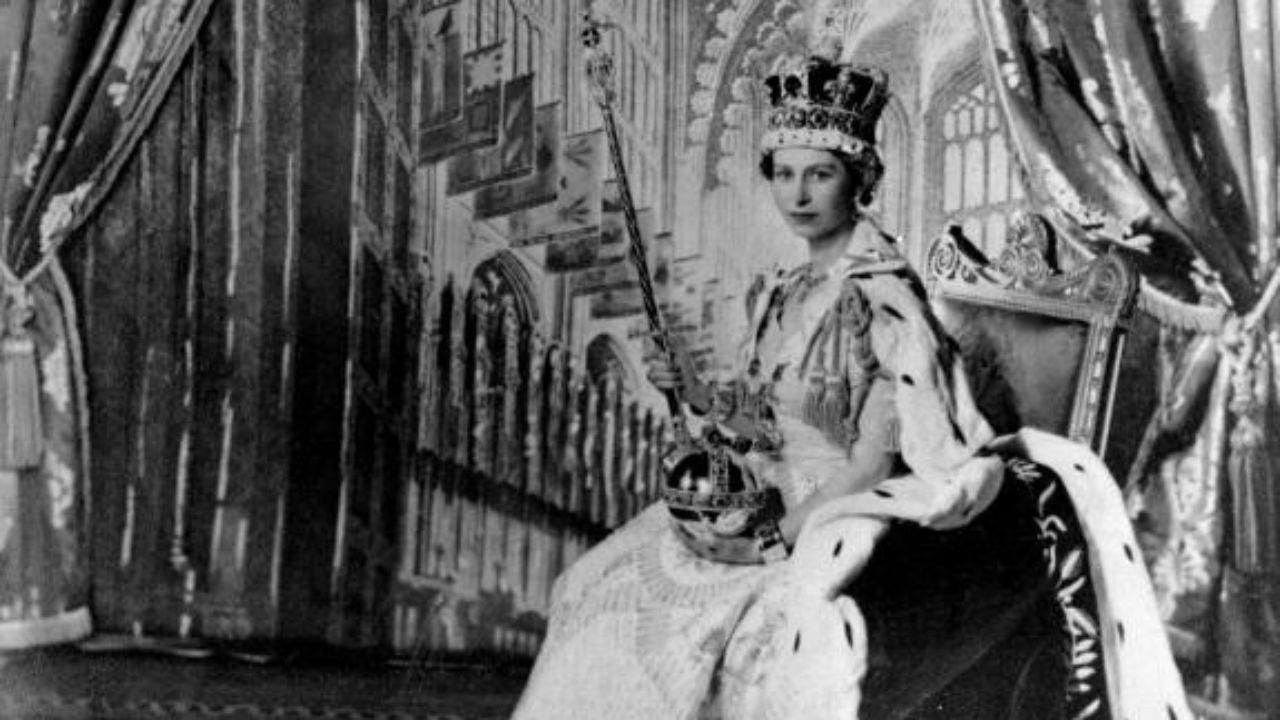 Incoronazione Elisabetta II (foto Ansa)