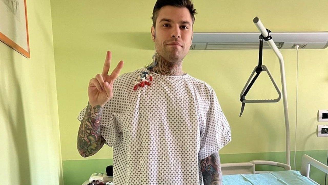 Foto Instagram: Fedez dopo l'operazione nel 2022