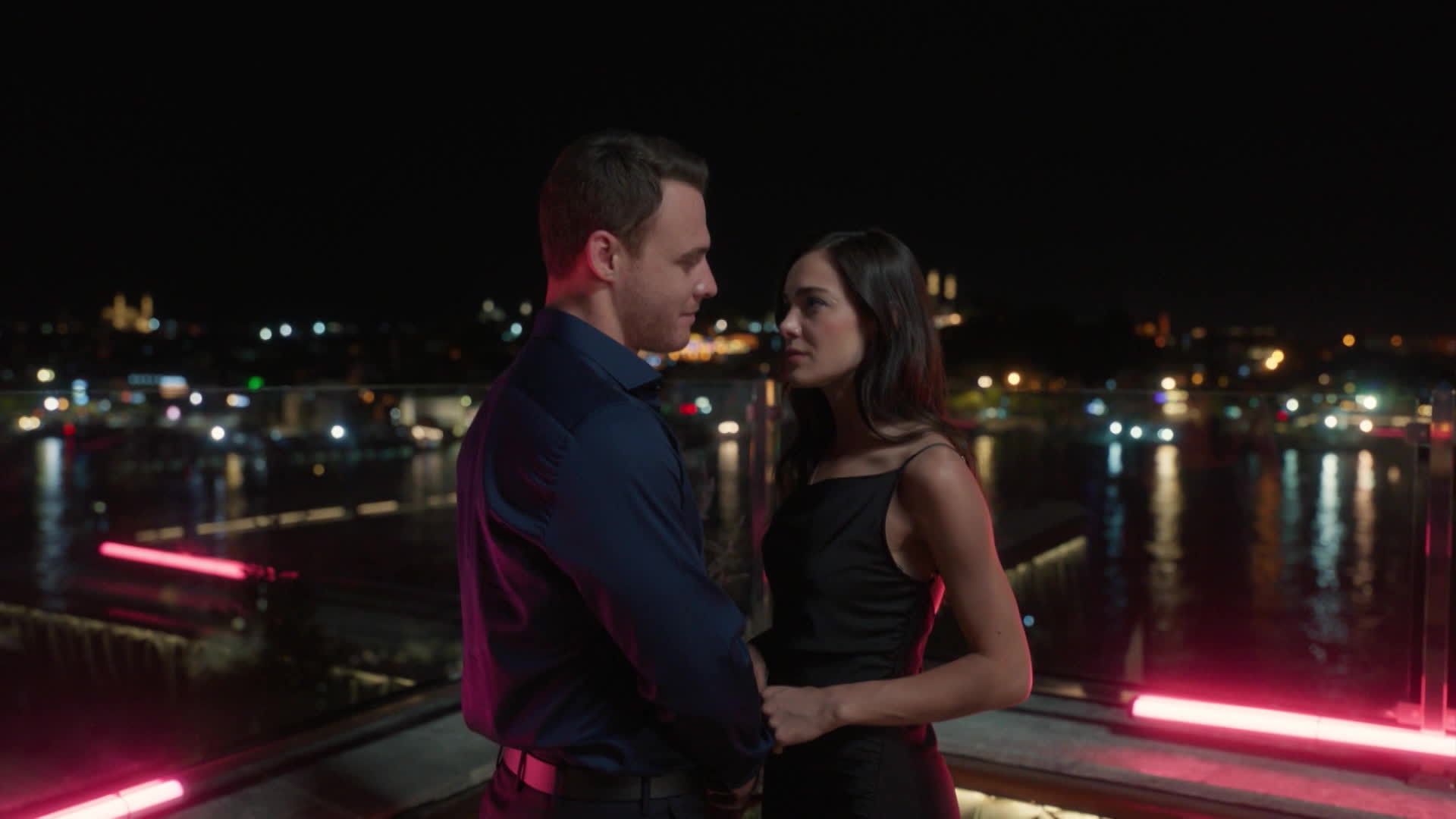 Ates e Leyla ballano dopo le dichiarazioni d'amore