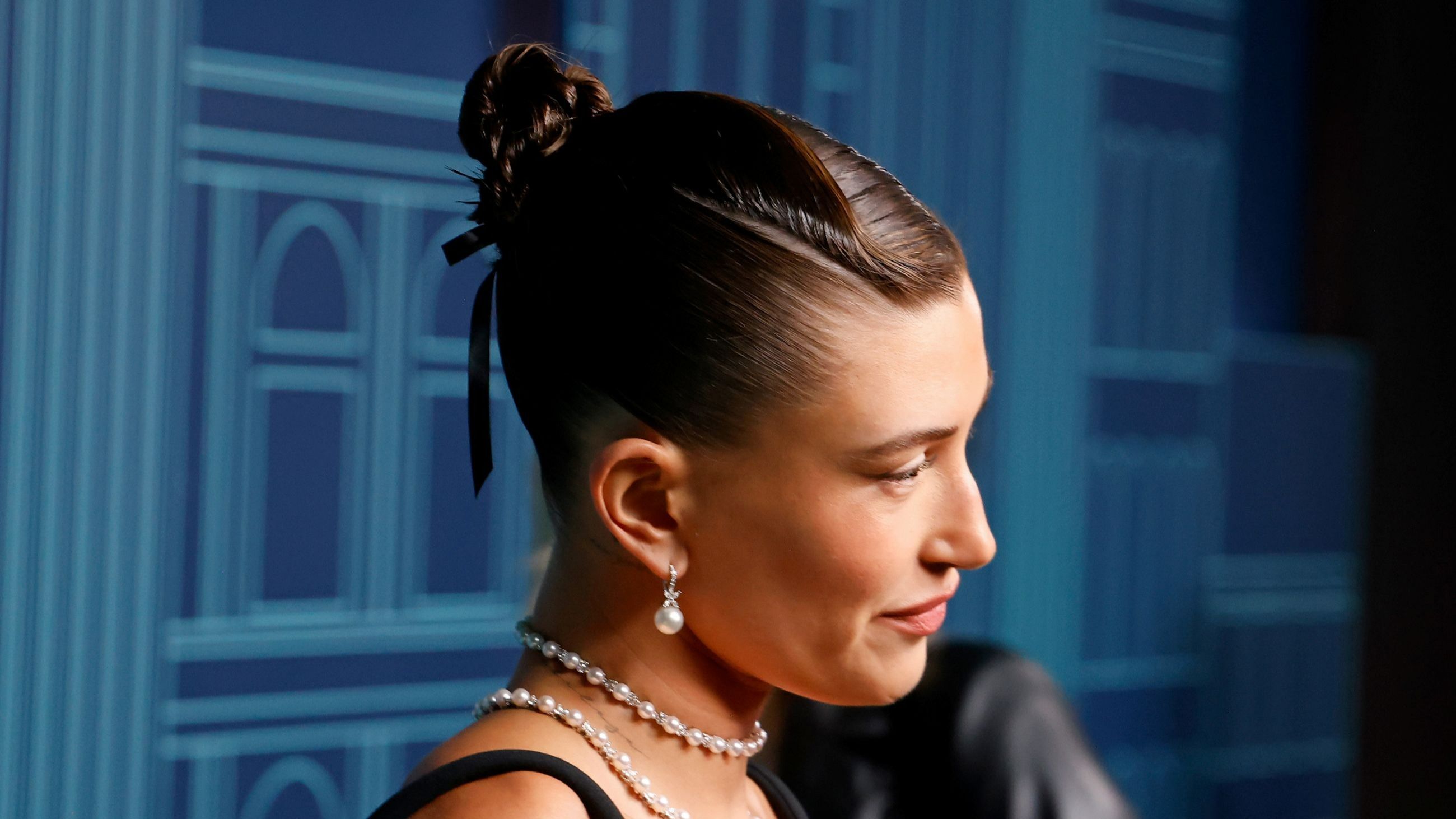Hailey Bieber partecipa alla riapertura di The Landmark di Tiffany & Co. sulla Fifth Avenue, il 27 aprile 2023 a New York - Credits: Getty Images