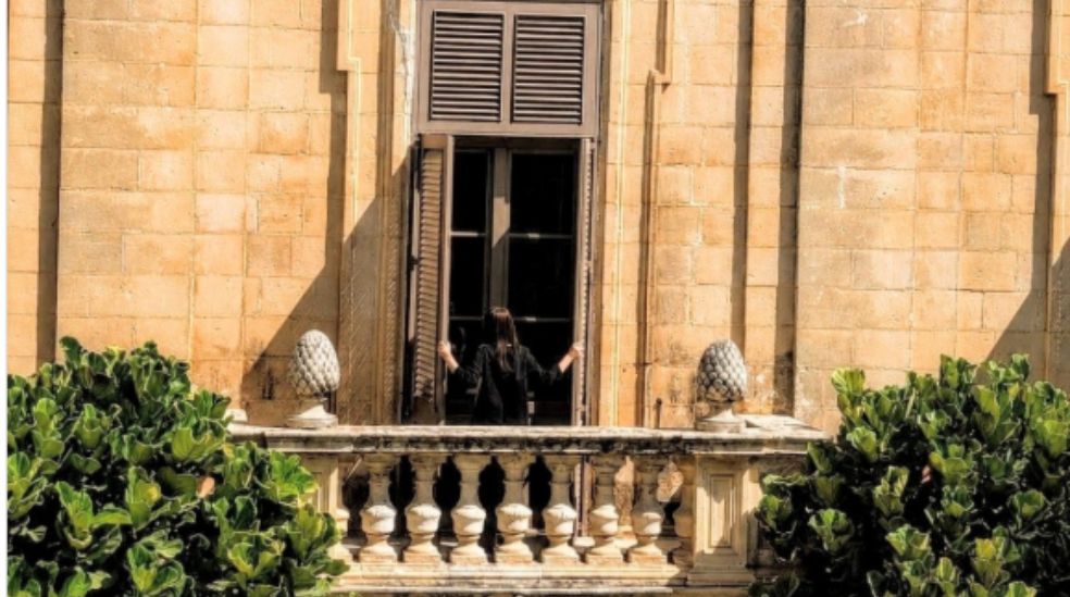 El detalle más mediático del hotel llegó durante la visita de Carlos y Camila a Malta en 2015