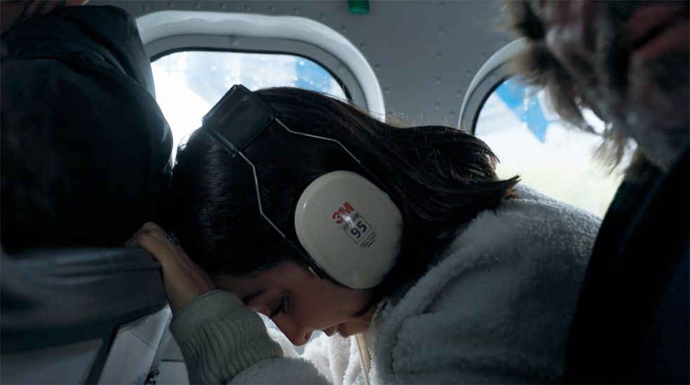 Ruth Lorenzo sufre durante el vuelo del hidroavión