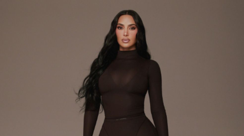 Entre los años 2000 y 2004, Kim estuvo casada con el productor musical Damon Thomas y en el 2011 comenzó una relación con el jugador de baloncesto Kris Humphries