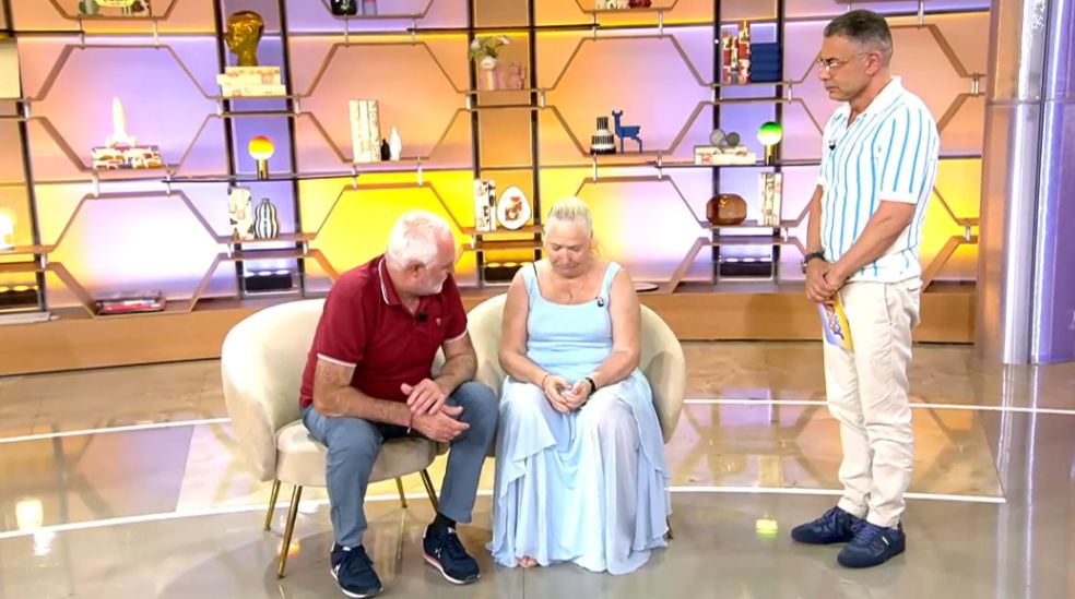 Vicente ha acudido a arropar a María tras el rechazo de su hija