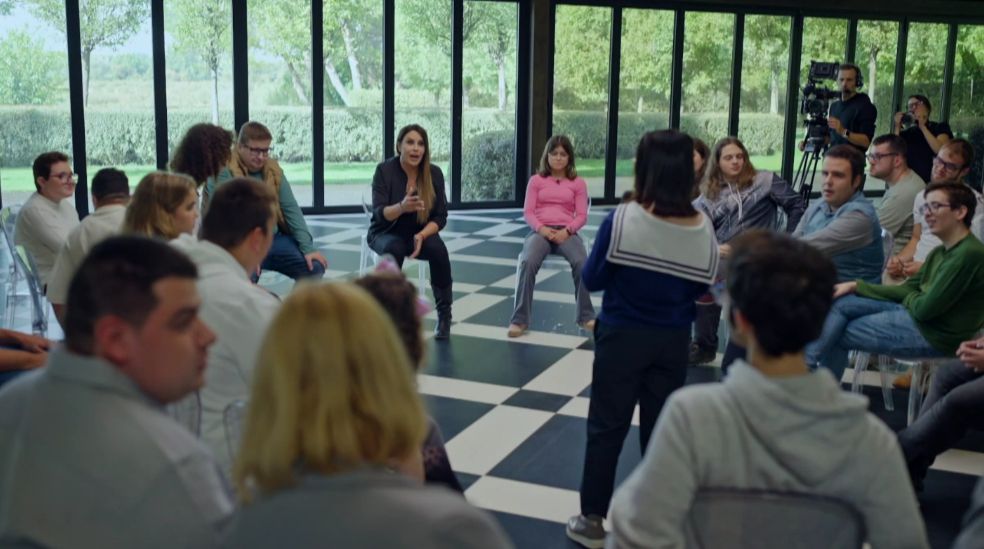 Karla Sofía Gascón se ha abierto en una entrevista muy especial en '100% Únicos'