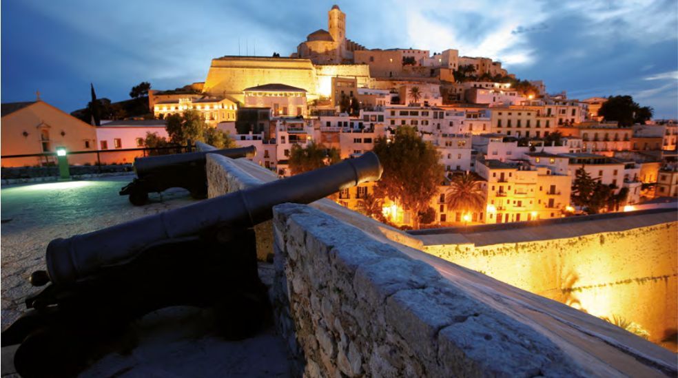 Dalt Vila, la fortaleza costera mejor conservada del Mediterráneo