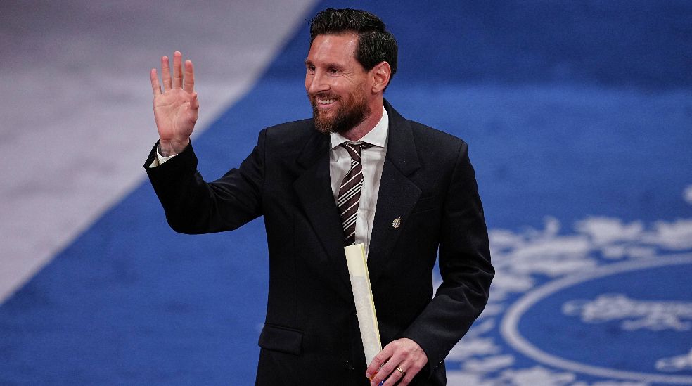 Leo Messi recibe el premio Princesa de Asturias.