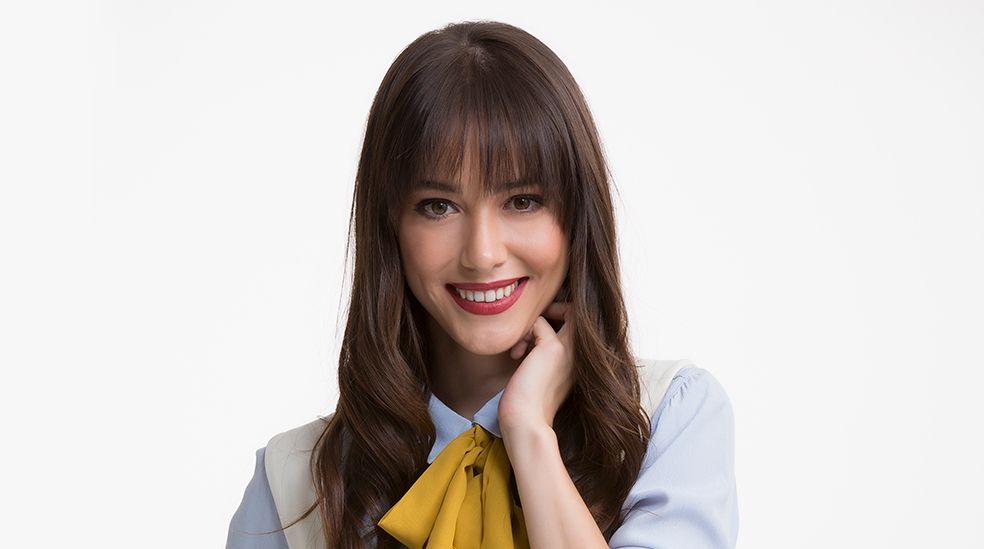 Özge Gürel es Öykü Acar en 'amar es primavera'
