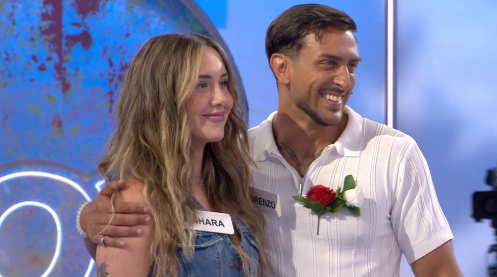 Lorenzo ha escogido a Ainhara para su primer baile en 'Amor... ¡O lo que surja!'
