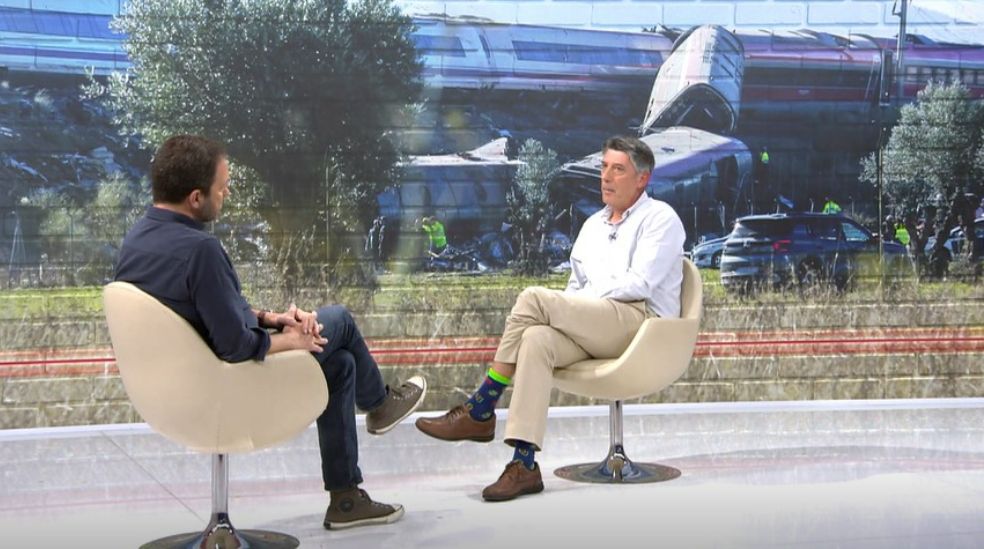 El duelo tras el accidente ferroviario: “Las víctimas suelen buscan culpables porque esa rabia les protege de la tristeza”