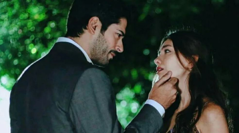 Kemal y Nihan, la pareja y protagonistas de 'Kara Sevda'