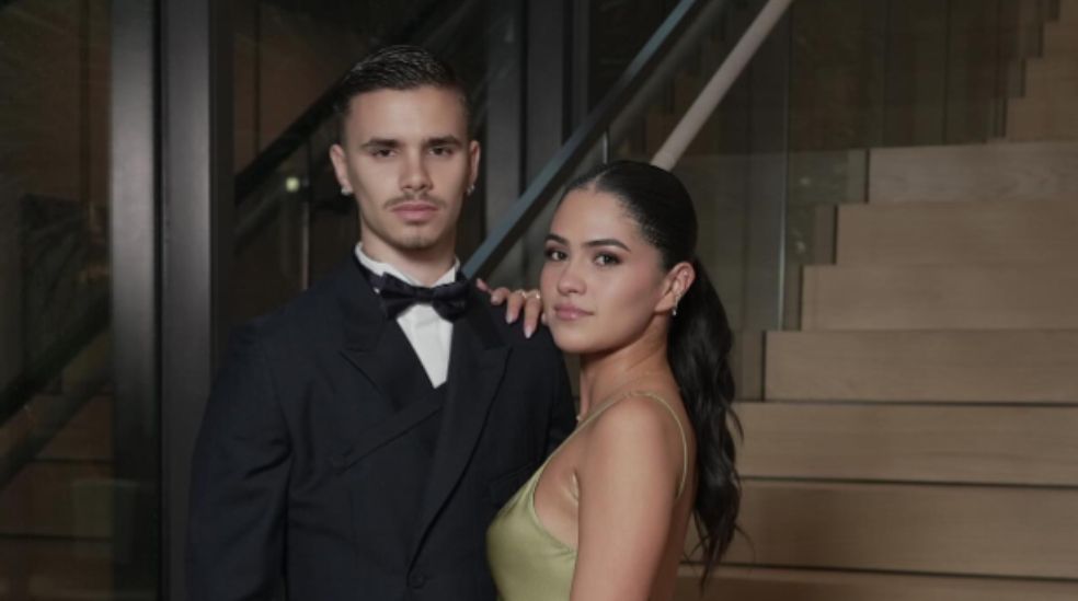 Romeo parece haber encontrado de nuevo el amor junto a la modelo y DJ británica Kim Turnbull