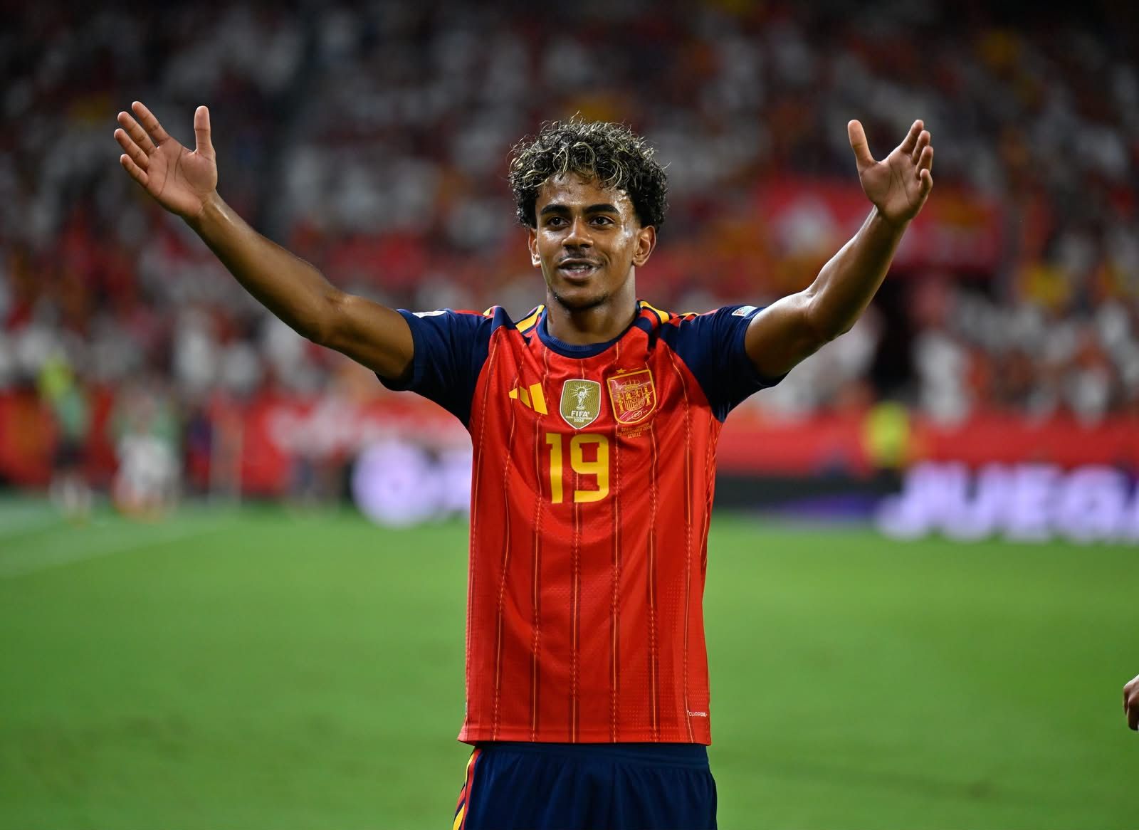 Lamine Yamal en el partido contra Croacia
