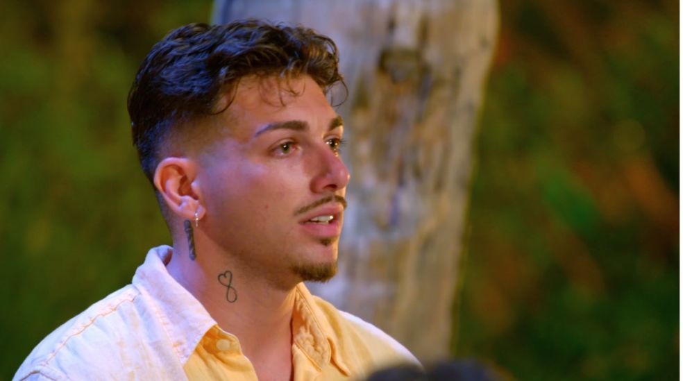 Miguel se rompe al ver la complicidad de Mara con Juanpi tras descubrir que están juntos en la villa: “Me siento engañado"
