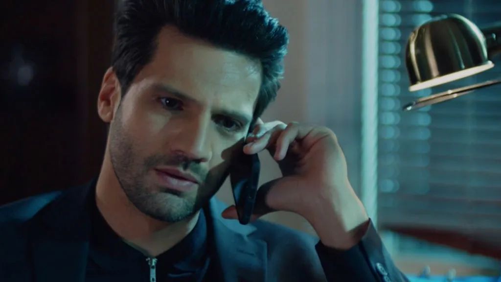Kaan Urgancioglu, encargado de dar vida a Emir, el antagonista de 'Kara Sevda'