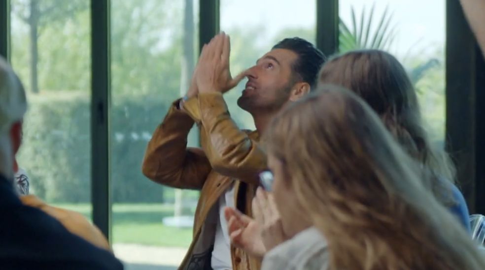 El emotivo homenaje de David Bustamante a su "hermano" Àlex Casademunt