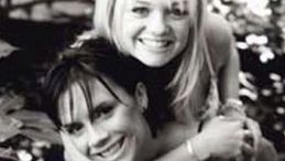 Victoria Beckham, gli auguri di compleanno a Emma Bunton