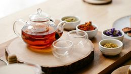 Rituali di benessere a tavola: cosa mangiare per ripartire al meglio