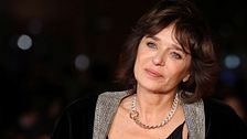 Valeria Golino compie 60 anni. Tanti auguri alla diva (meno diva) del cinema italiano!