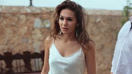 Far away, l'ultima puntata del 19 settembre in streaming