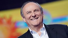 Gerry Scotti: "A mio figlio ho detto: fai tanti figli"