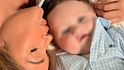 Delia Duran festeggia sei mesi del figlio Gabriel: "E oggi inizia una nuova avventura"