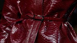 Total leather look: la pelle detta le regole dell'inverno