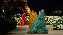 Parigi Fashion Week SS26, 5 tendenze dalla Ville Lumière