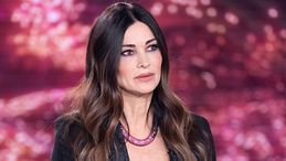 Manuela Arcuri: "Sono stata tradita da alcuni amici"