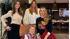 Ilary Blasi, la foto con la nonna Marcella che compie 94 anni