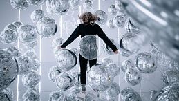 Balloon Museum torna a Milano con Euphoria – Art is in the Air, la mostra che fa sognare 