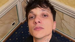 Ultimo compie 30 anni, la dedica ai fan