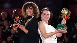 Venezia 83, dai film alla passerella: i look del Festival che hanno davvero lasciato il segno 