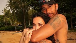 Lewis Hamilton e Kim Kardashian, le foto di coppia dalla vacanza alle Hawaii