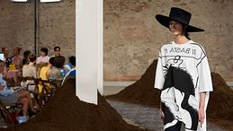 Milano Fashion Week FW26-27, in passerella Blumarine, Tod’S e Moschino