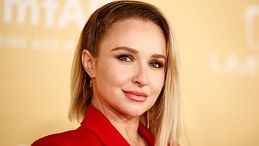 Morta a 36 anni Hayden Panettiere, attrice di "Heroes" e "Nashville"