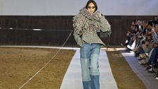 Il nuovo denim d’autunno, i 5 jeans di tendenza dalle sfilate e i modelli da avere ora