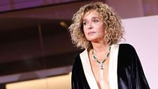 Venezia 83: Valeria Golino, il segreto dello charme misterioso che illumina il Lido 