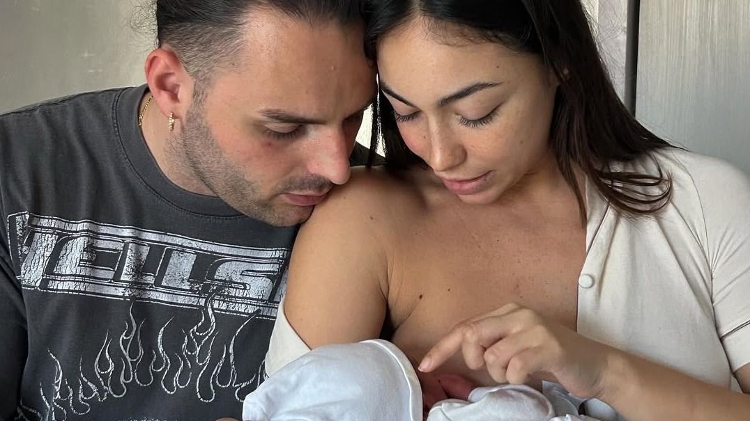 Ernia e Valentina Cabassi sono diventati genitori: è nata Sveva | Mediaset Infinity