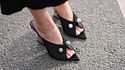 Sandali gioiello per l’estate 2026, i veri must-have per look scintillanti 
