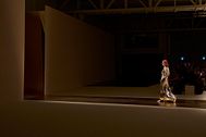 Milano Fashion Week SS26: Roberto Cavalli, il bagliore dell’oro come simbolo di regalità  
