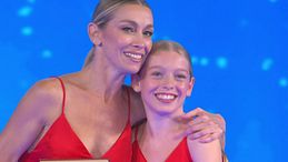 Eleonora Abbagnato danza insieme alla figlia Julia
